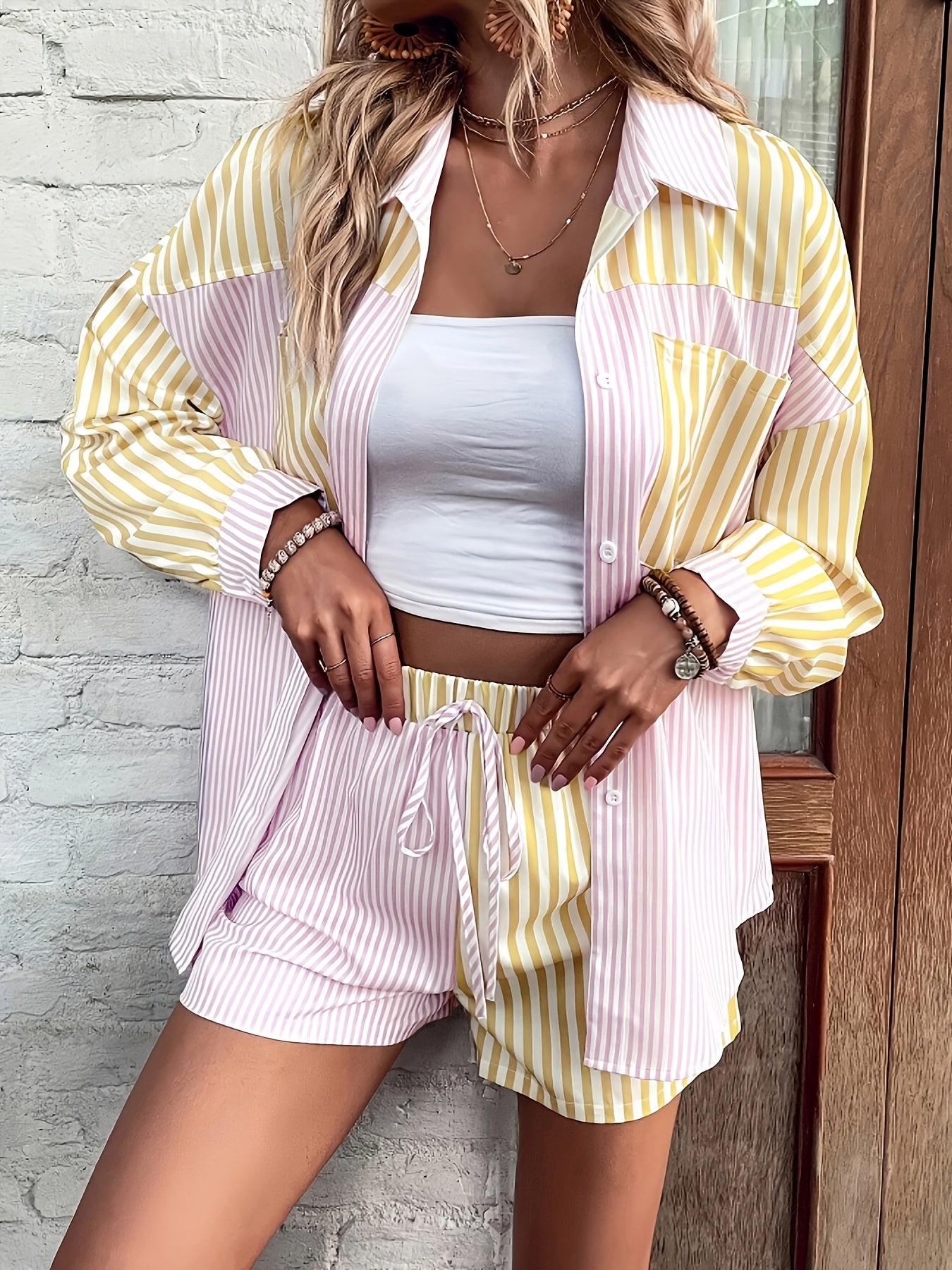 Liv – Gestreepte Set: Shirt + Shorts