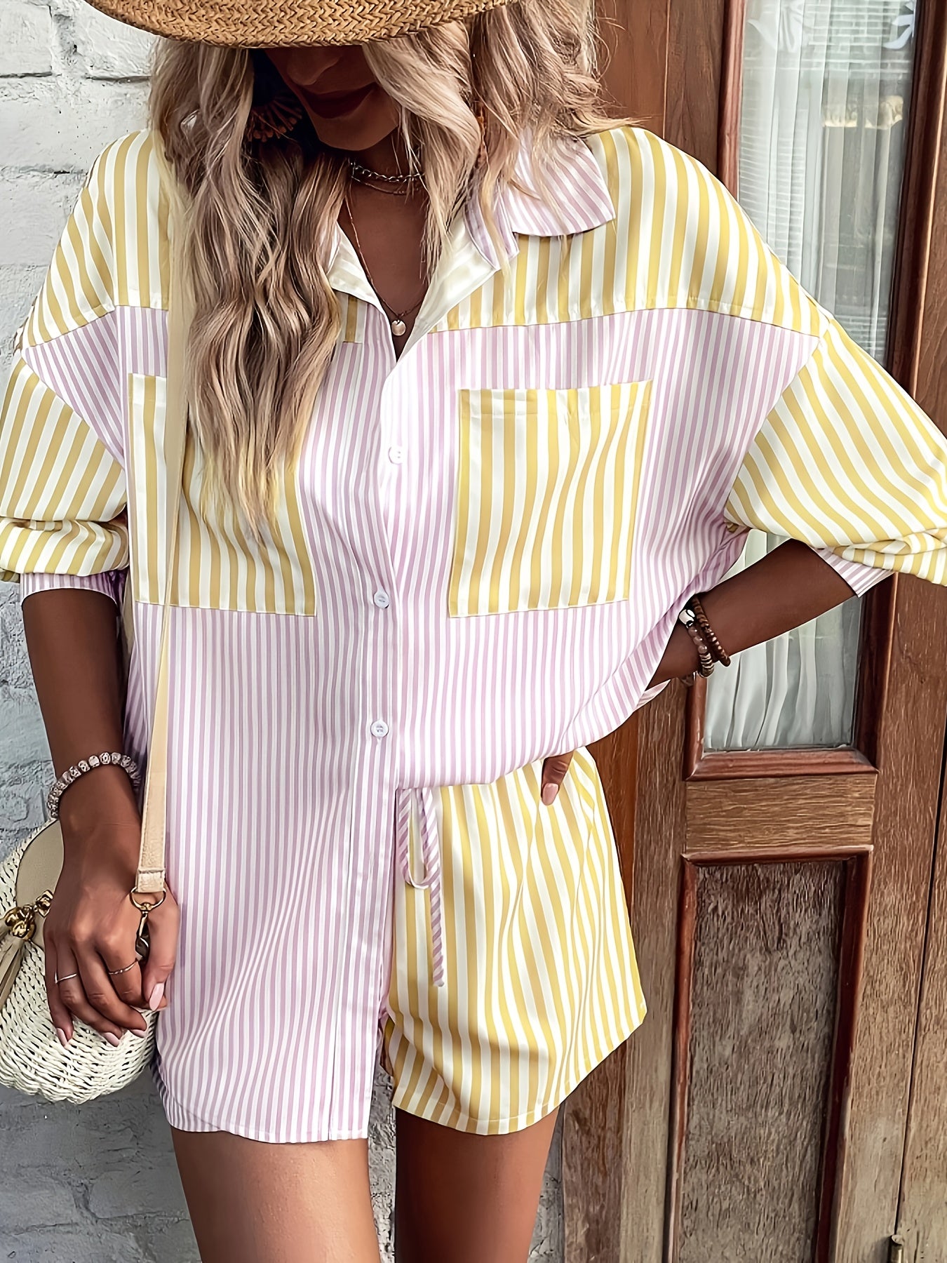 Liv – Gestreepte Set: Shirt + Shorts