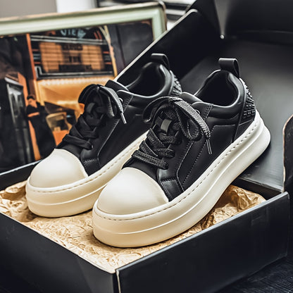 High-end sneaker met dikke zool